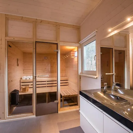 4 Personen Mit Sauna F2h6 Сasa de vacaciones *