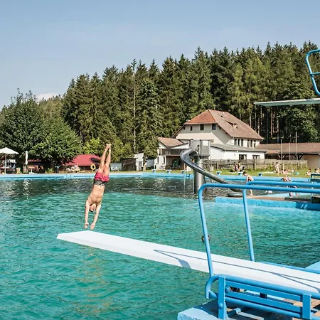 4 Personen Mit Sauna F2h6 Ruhla